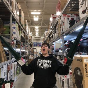 Meet your Posher, Damien